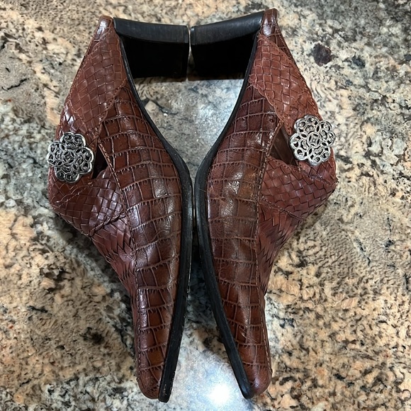 Brighton Slip-on Heels - Picture 5 of 9